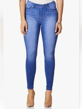 NWT Size 1 Celebrity Pink Skinny Jeans